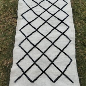 Tapis berbère blanc cassé