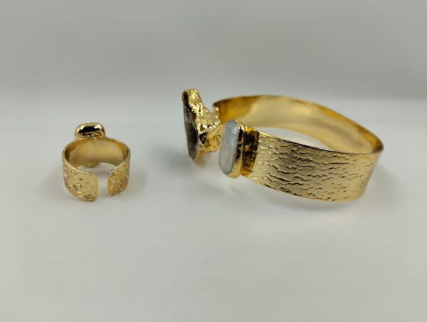 9113 Bracelet et bague en cuivre avec pierres naturelles